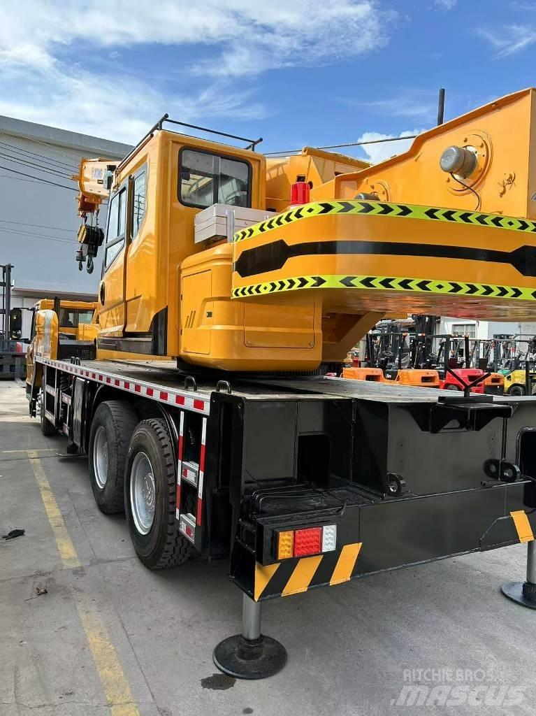 XCMG XCT 25 Gru per tutti i terreni