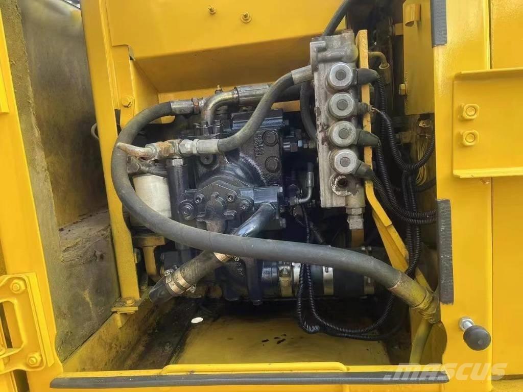 Komatsu PC120-6 Escavatori medi 7t - 12t