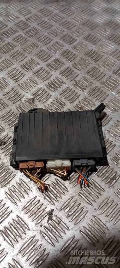 Scania R 440   1847369 Componenti elettroniche