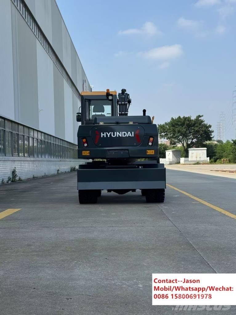 Hyundai HW80 Escavatori gommati