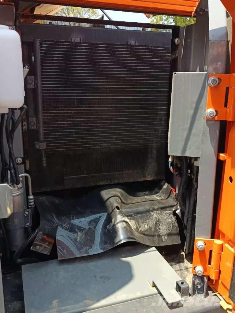 Hitachi ZX 70 Escavatori medi 7t - 12t