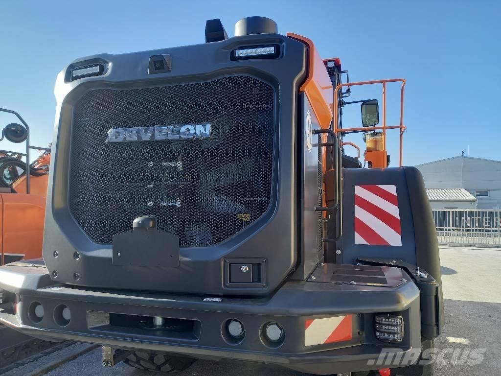 Doosan DL420-7 Pale gommate