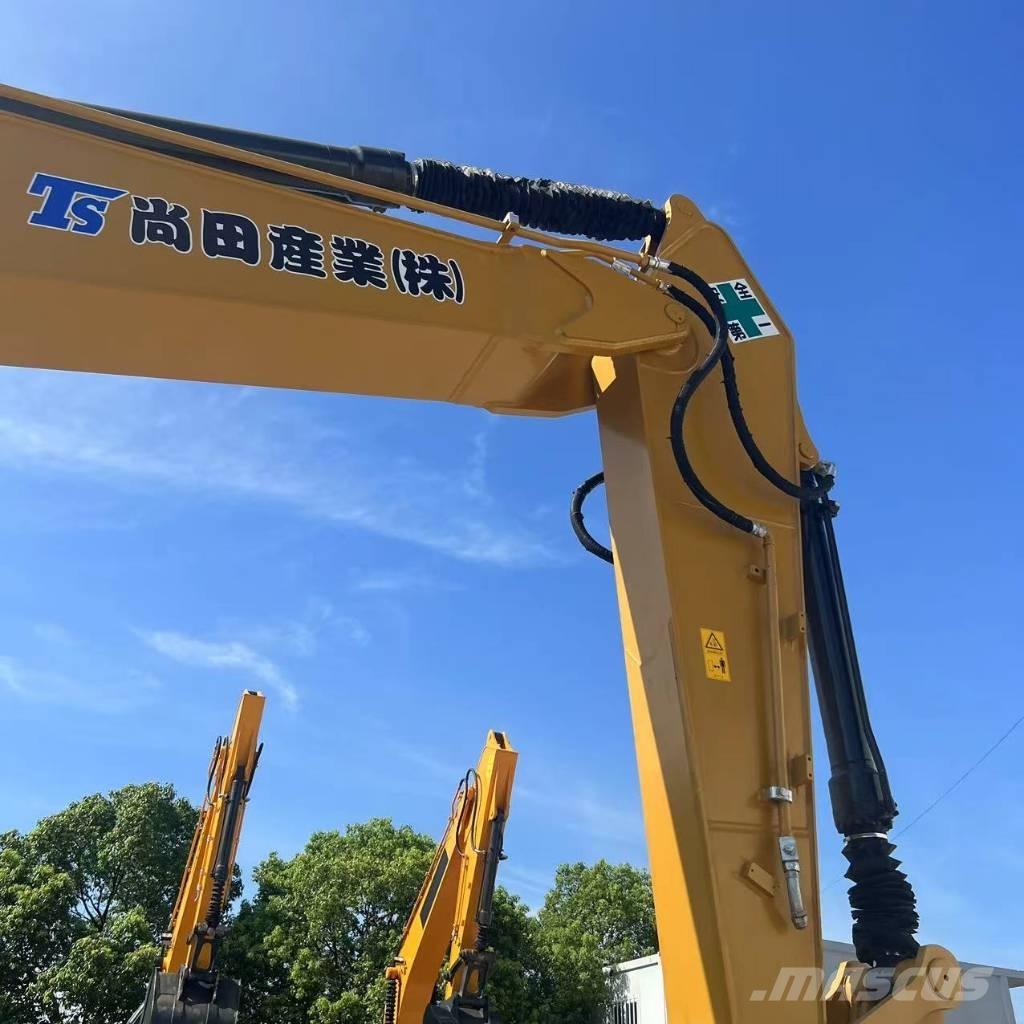 CAT 320d2 Escavatori medi 7t - 12t