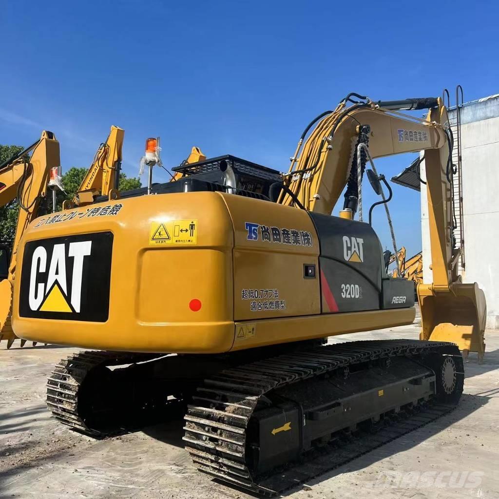 CAT 320d2 Escavatori medi 7t - 12t