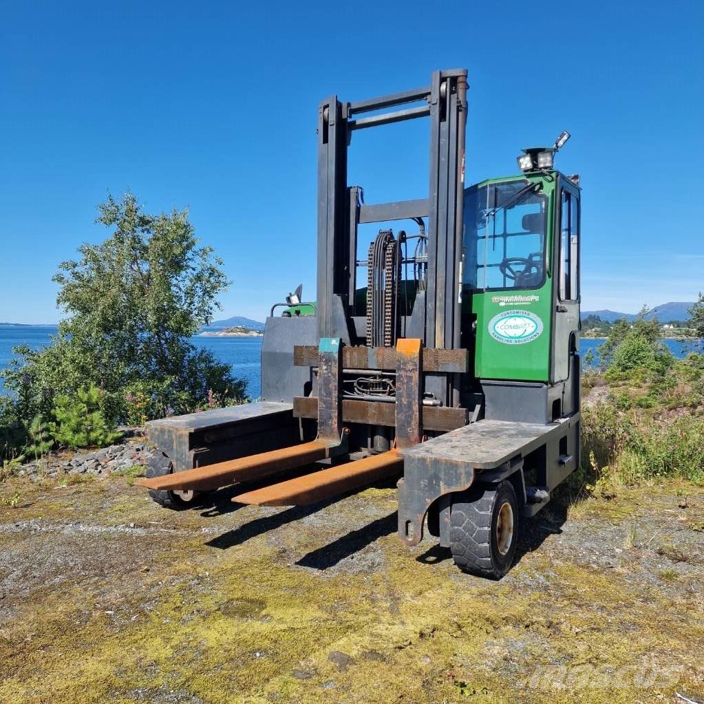 Combilift C 7000 Carrello elevatore retrattile a 4 vie