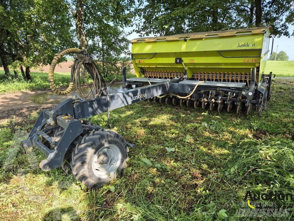 Junkkari M400 Plus Seminatrici combinate