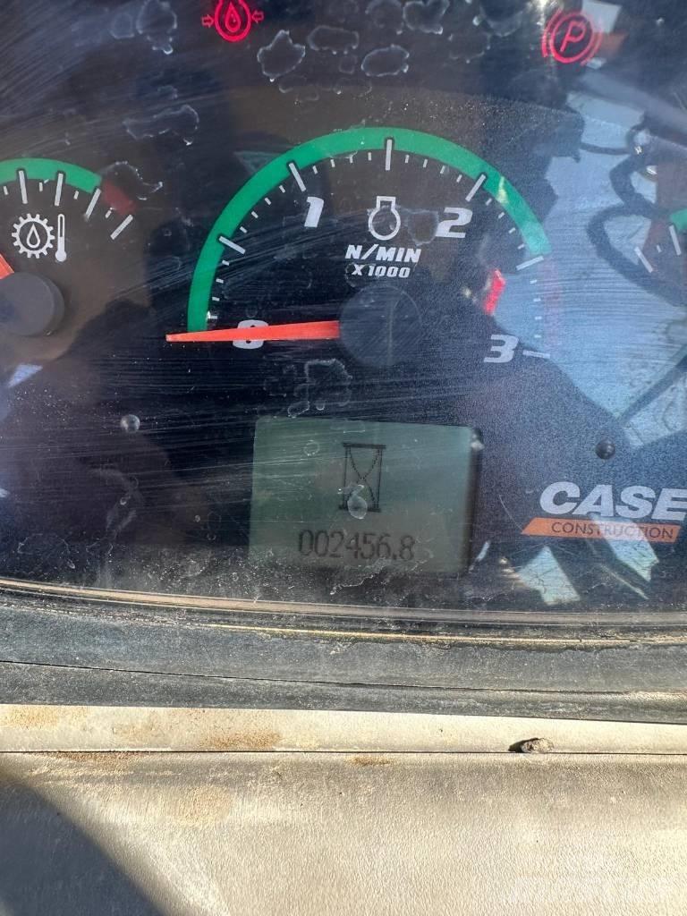CASE 580 N Terne