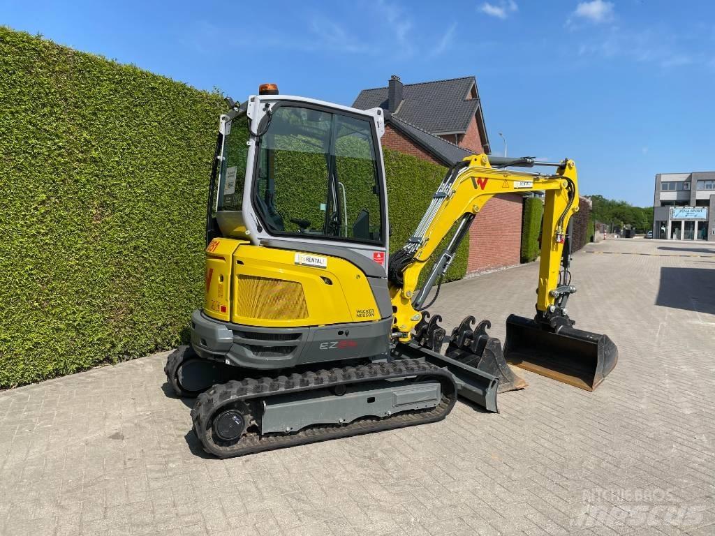 Wacker Neuson EZ 26 Miniescavatori