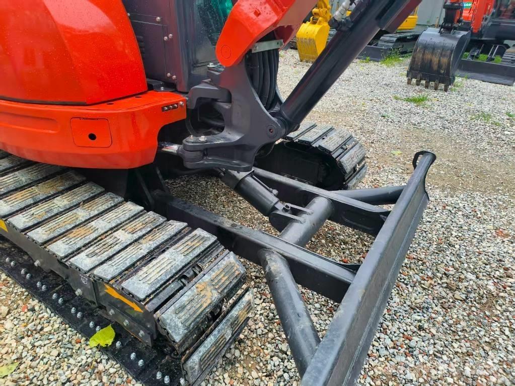 Kubota U 55-4 Miniescavatori