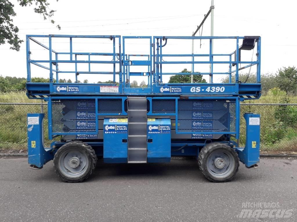 Genie GS 4390 RT Piattaforme a pantografo