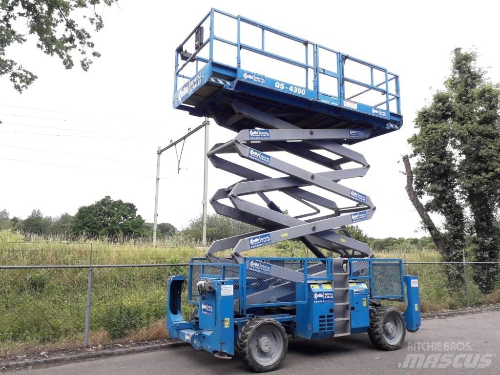 Genie GS 4390 RT Piattaforme a pantografo