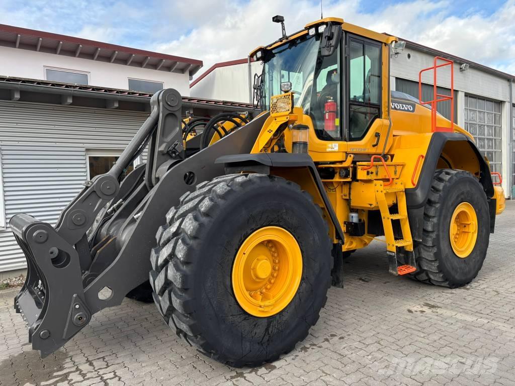 Volvo L150H Pale gommate