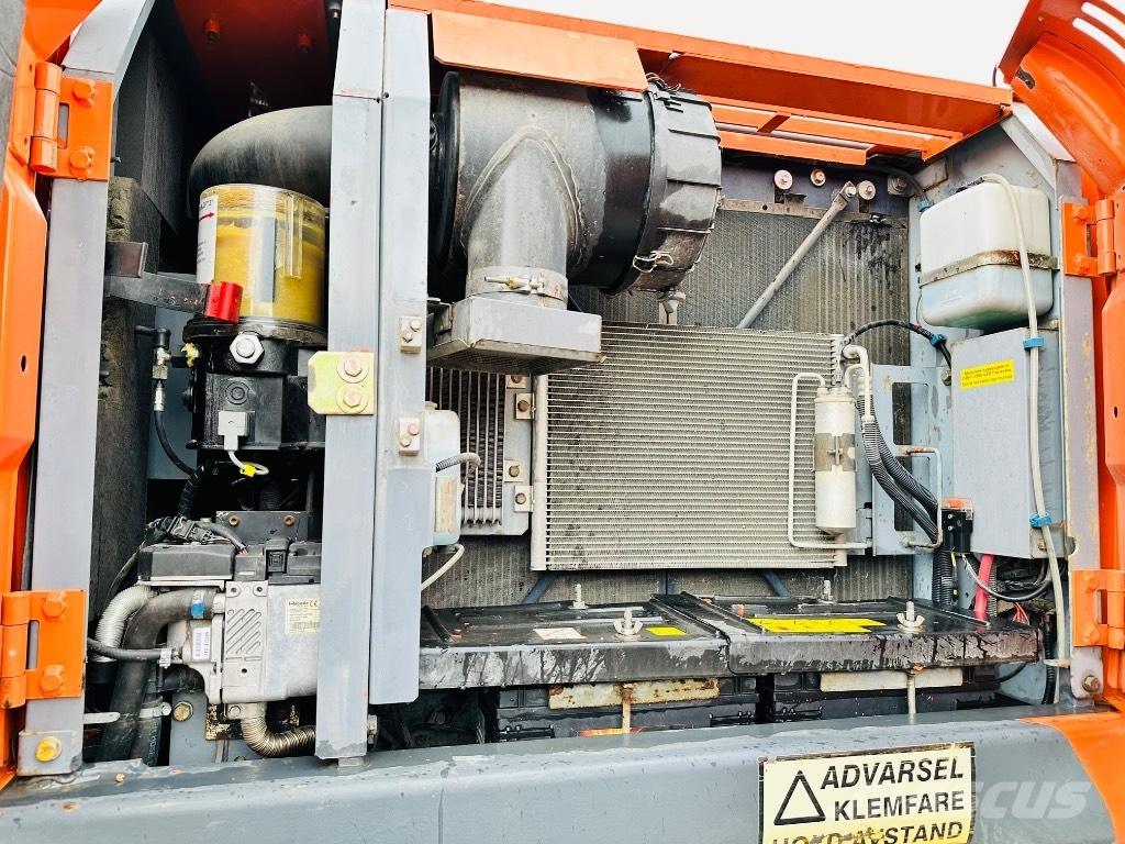 Hitachi Zaxis 170 W Escavatori gommati