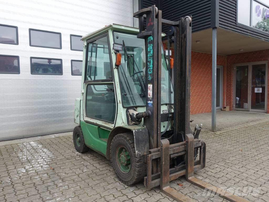 Mitsubishi FD 25 T Carrelli elevatori diesel