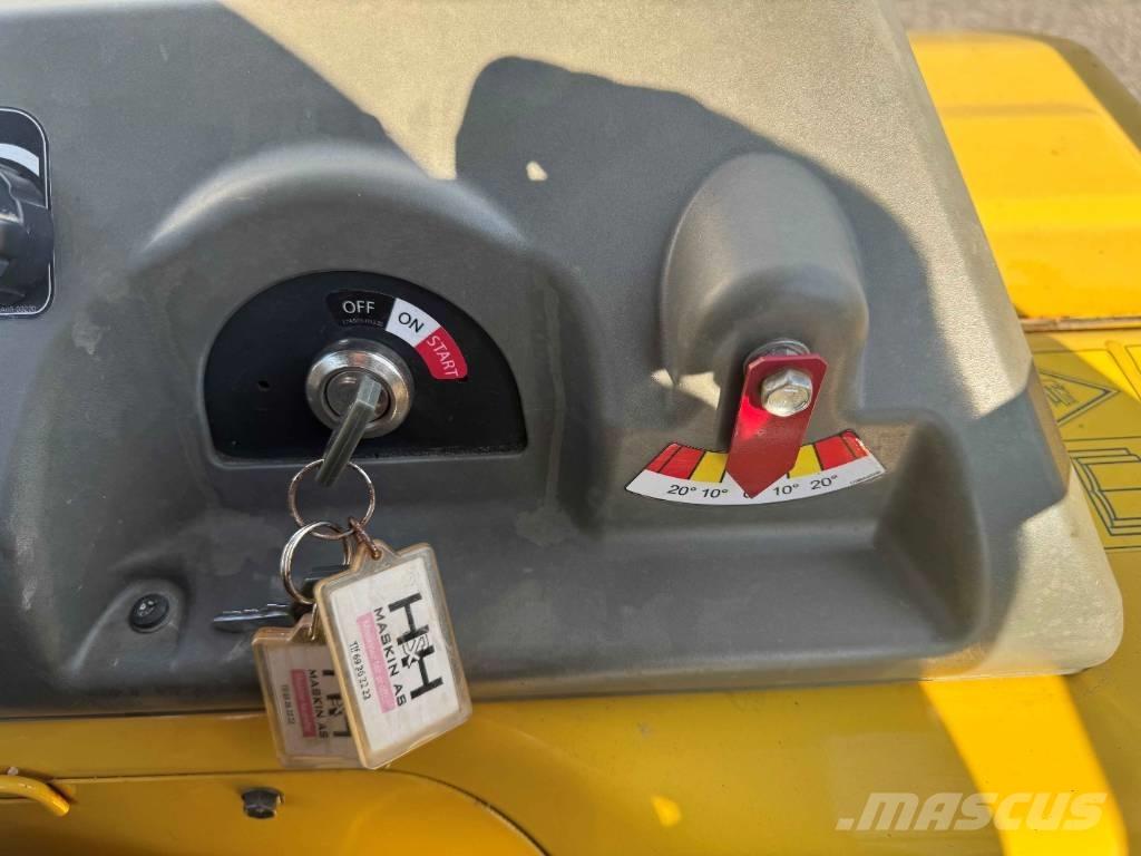 Yanmar C30R-3TV Dumper cingolati