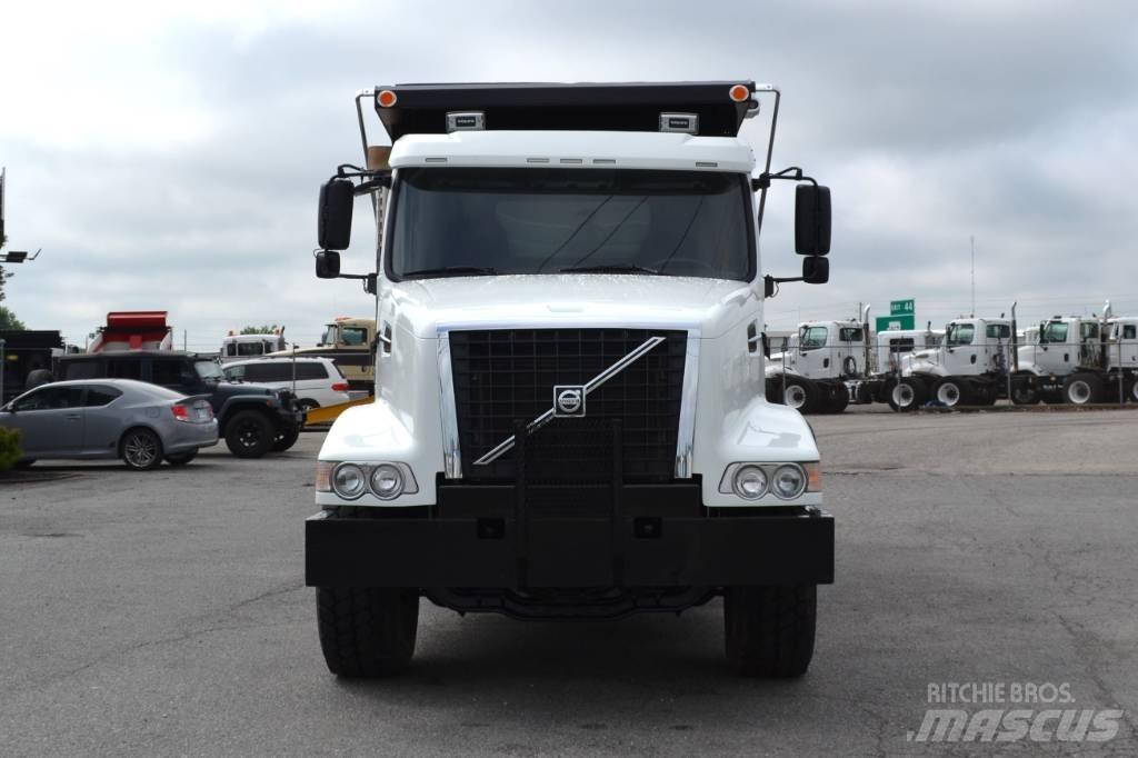 Volvo VHD 64 Camion ribaltabili