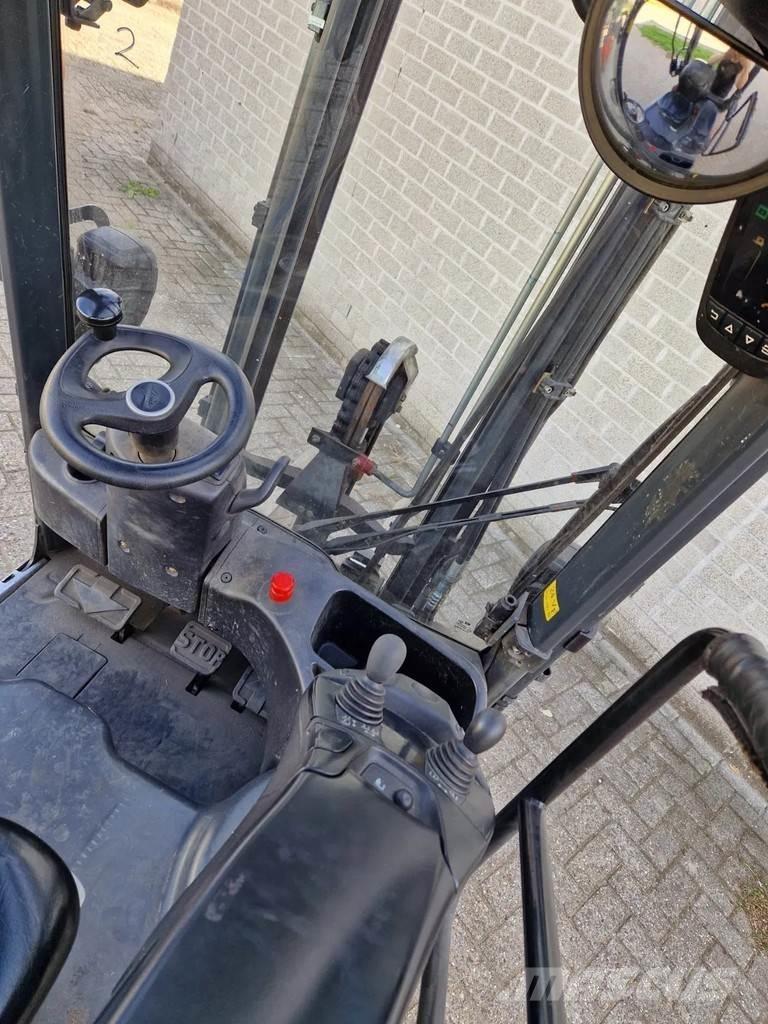 Linde E16P-02 Carrelli elevatori elettrici