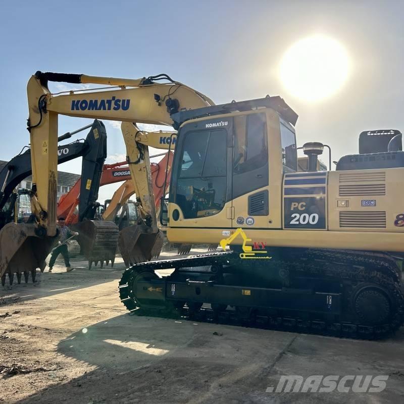 Komatsu PC 200-8 Escavatori cingolati
