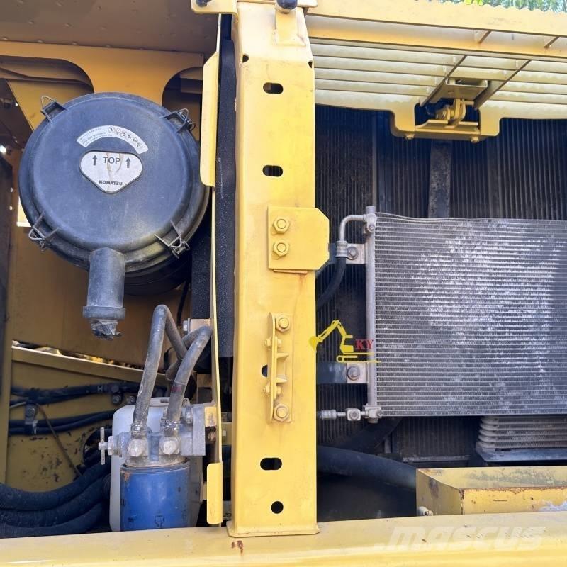 Komatsu PC 200-8 Escavatori cingolati