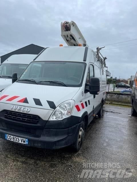 VERSALIFT ET 38 LF Piattaforme a braccio articolato