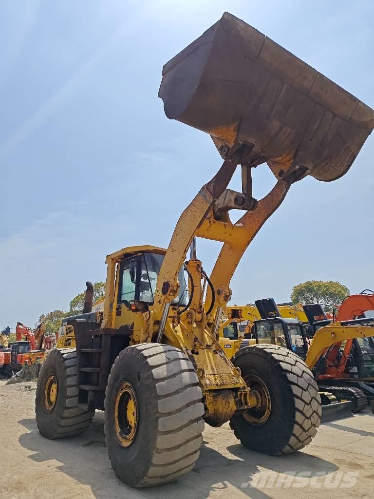 Komatsu WA 500 Pale gommate