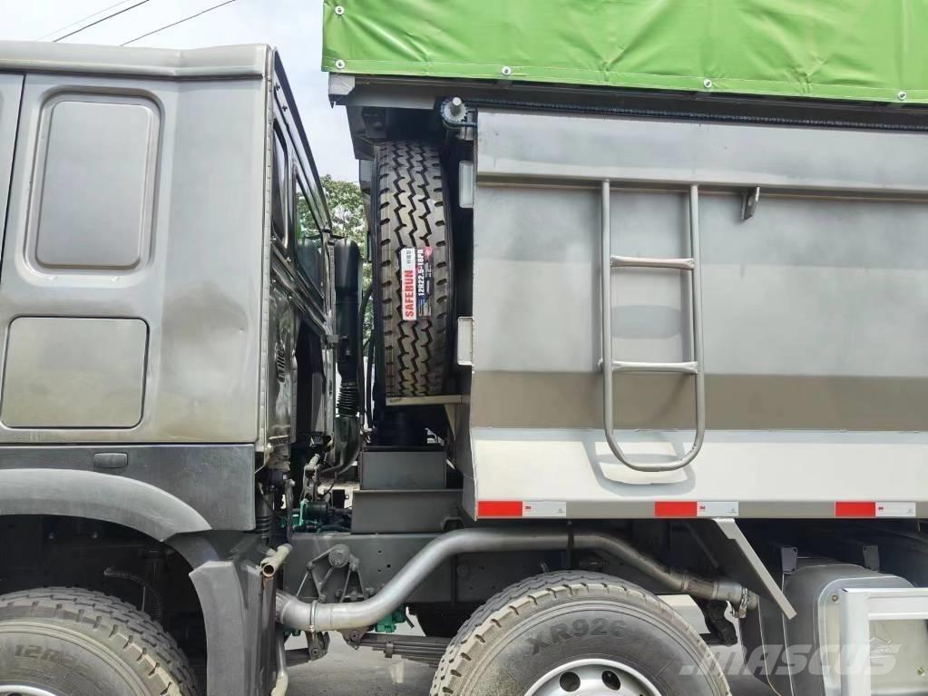 Howo 371 8x4 Camion ribaltabili
