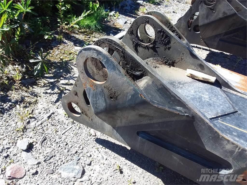 Komatsu C270h Gru raccoglitrici