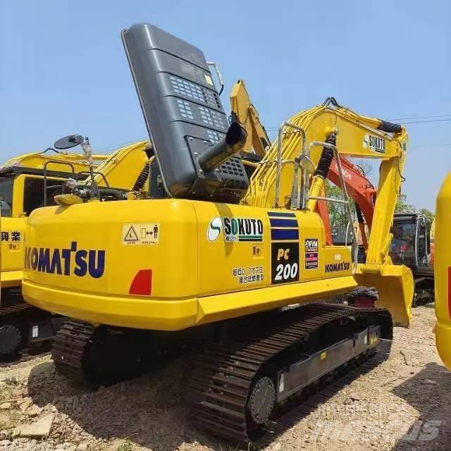 Komatsu PC 200-8 Escavatori medi 7t - 12t