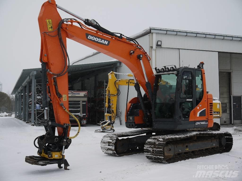 Doosan DX 140 LCR-5 Escavatori cingolati