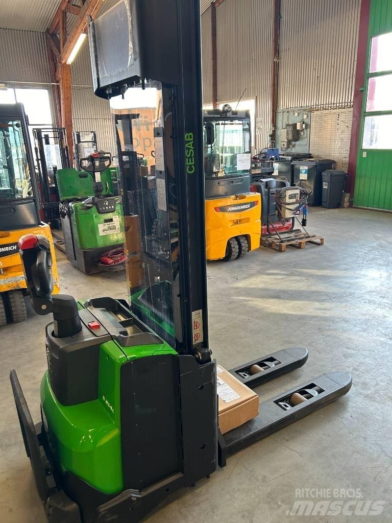 Cesab S 214L Transpallet uomo a terra