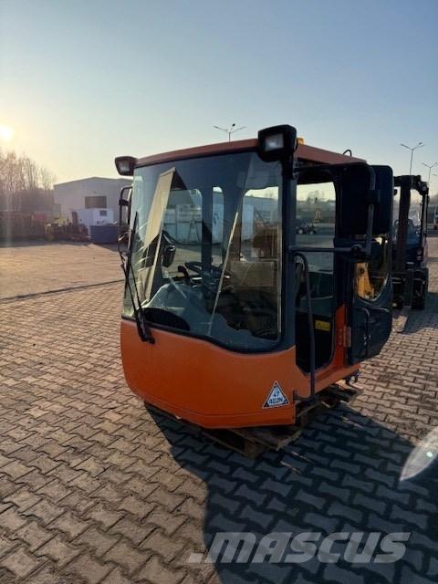 Doosan DL 420-3 CAB Cabine e interni