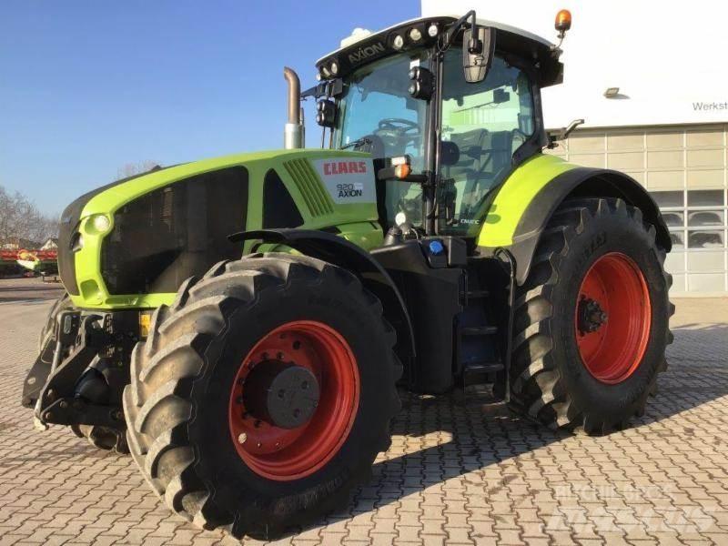 CLAAS AXION 920 Trattori