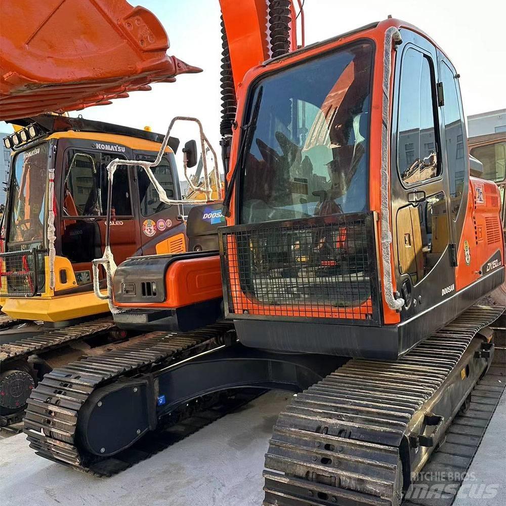 Doosan DX150LC-9C Escavatori cingolati