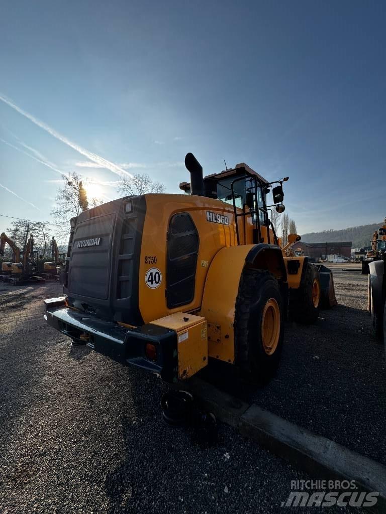 Hyundai HL 960 Pale gommate