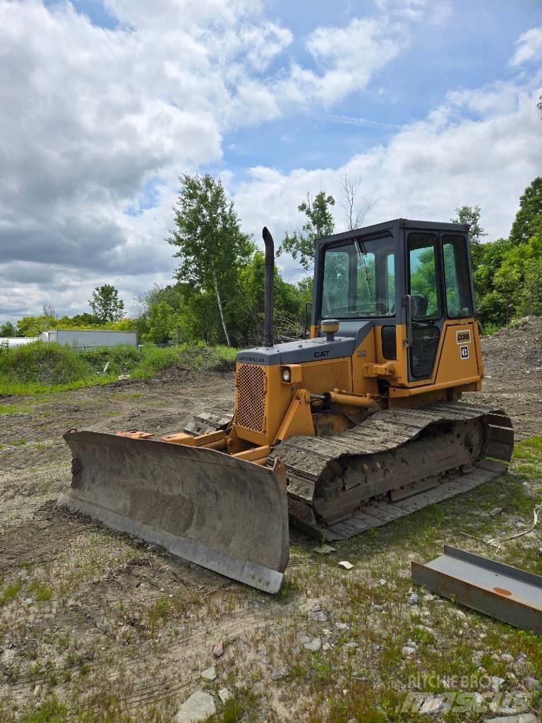 CAT D 3 B LGP Dozer cingolati