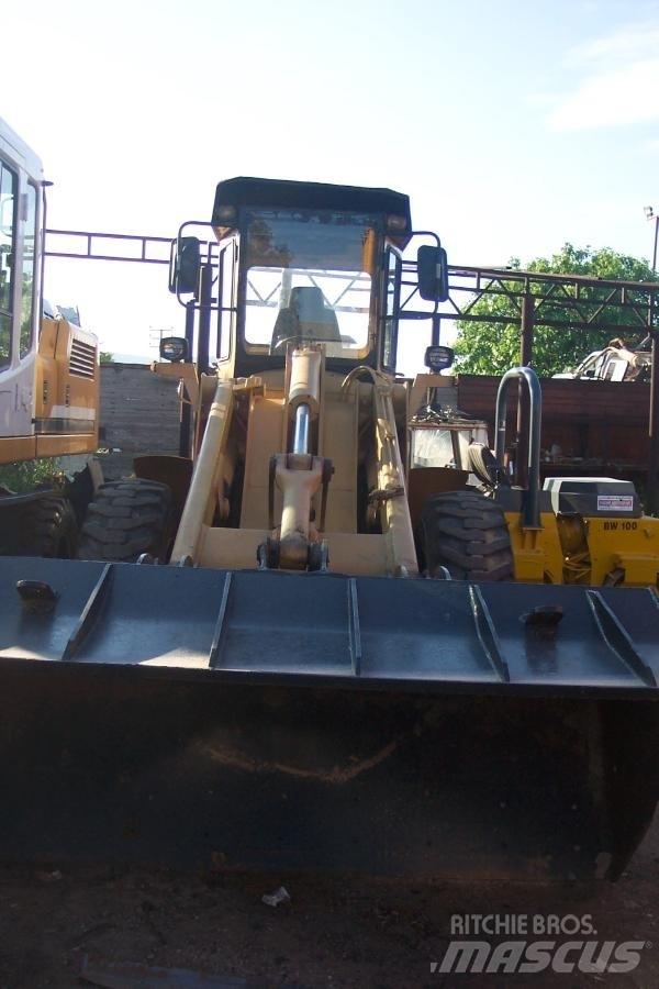 John Deere 544 BJ Pale gommate