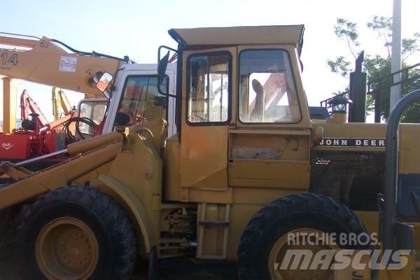 John Deere 544 BJ Pale gommate