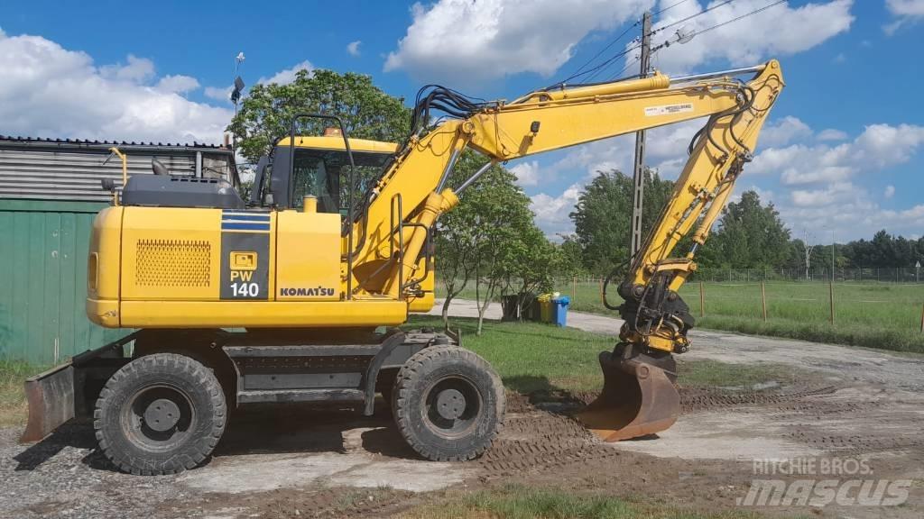 Komatsu PW 140-7 Escavatori gommati
