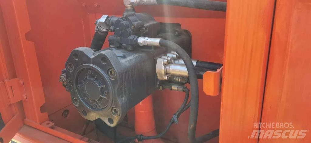 Doosan DX 300 Escavatori cingolati