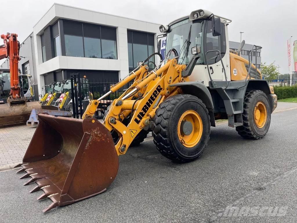 Liebherr L524 Pale gommate