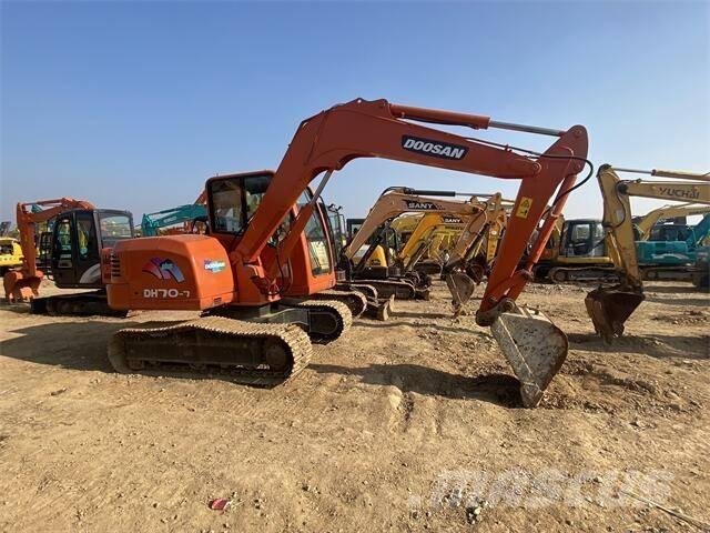 Doosan DH70-7 Escavatori cingolati