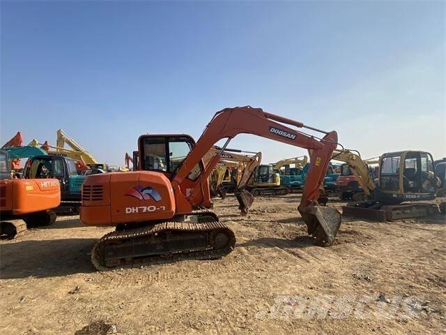 Doosan DH70-7 Escavatori cingolati