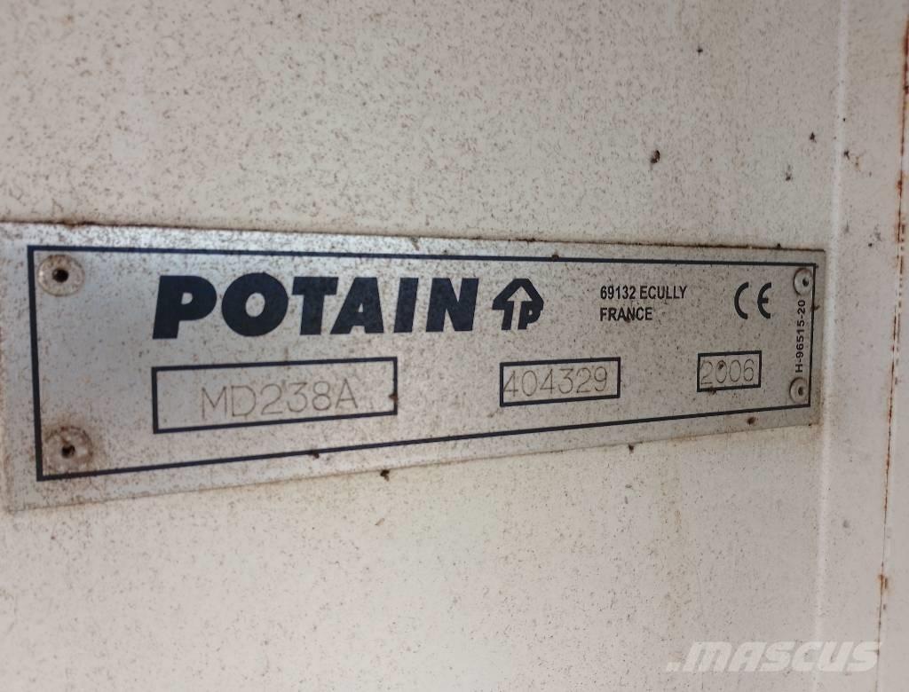 Potain MD238A-J10 Gru a torre