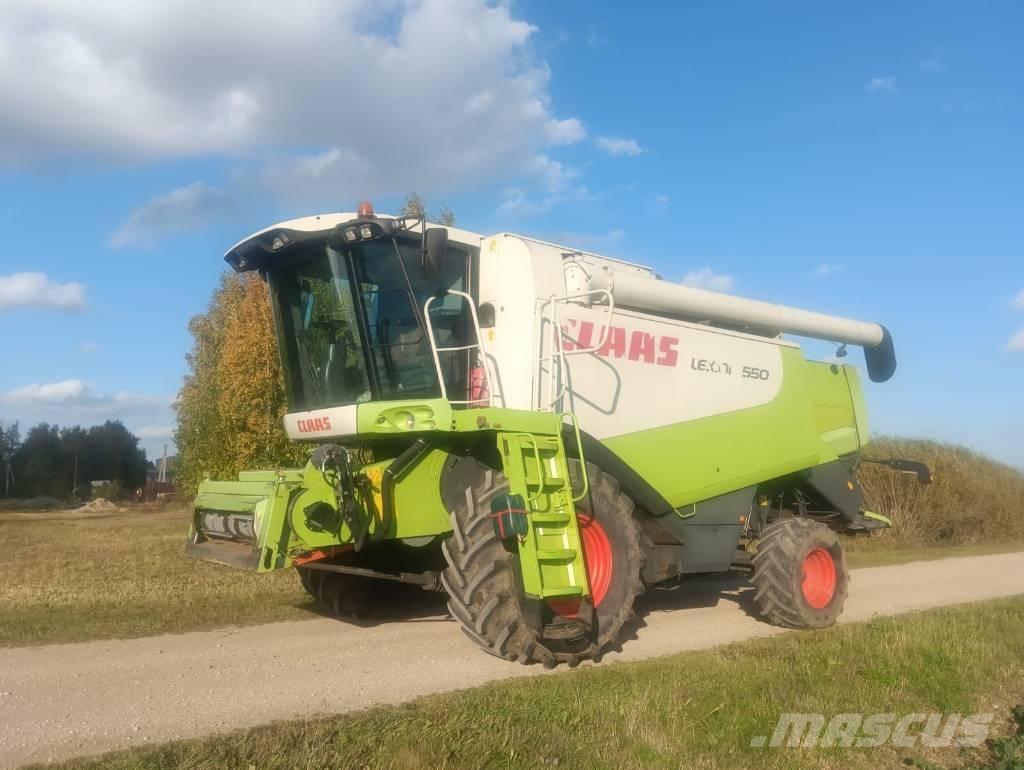CLAAS Lexion 550 Mietitrebbiatrici