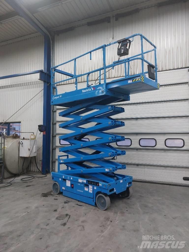 Haulotte Compact 14 Piattaforme a pantografo
