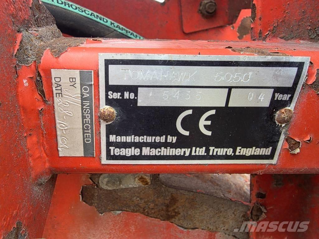 TEAGLE TOMAHAWK 5050 Trinciatrici, tagliatrici e srotolatrici per balle