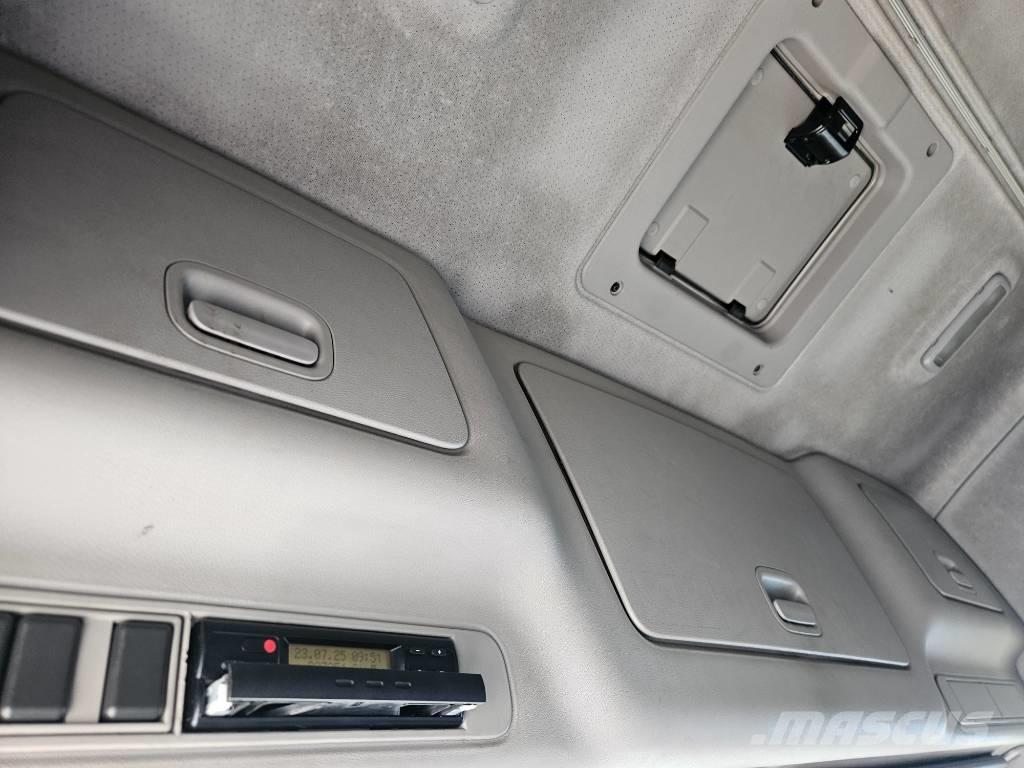 Volvo FH12 460 Camion con gancio di sollevamento