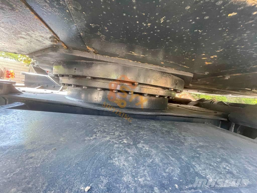 Hyundai R210W-9 Escavatori gommati