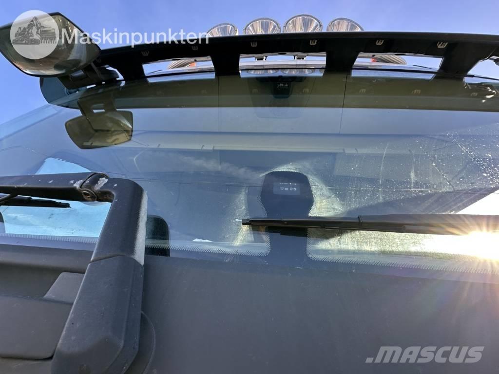 Volvo FH 6*2 Camion con gancio di sollevamento