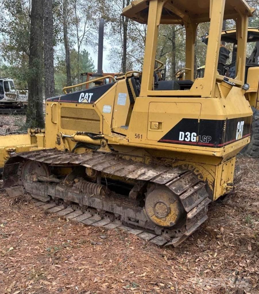CAT D 3 G LGP Dozer cingolati